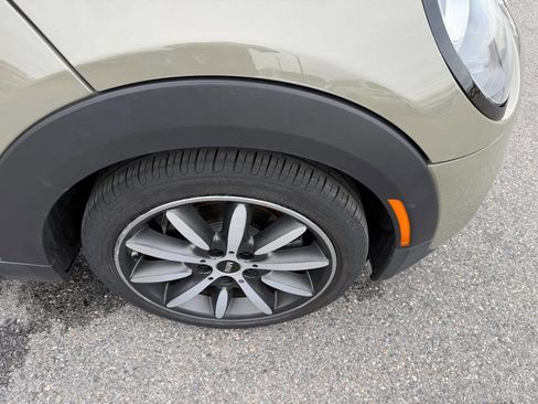 Used 2019 MINI Cooper S w/ Signature Upholstery Package image 15