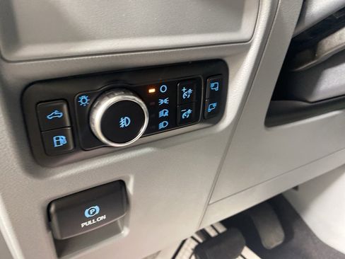 Used 2025 Ford F150 XLT w/ Equipment Group 302A MID image 19