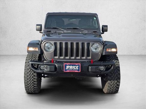 Used 2018 Jeep Wrangler Unlimited Rubicon w/ Cold Weather Group image 2