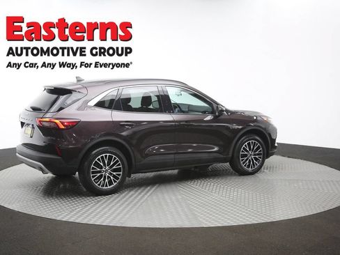 Used 2023 Ford Escape SE FWD image 43