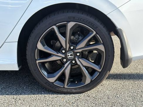 Used 2019 Honda Civic Sport image 21