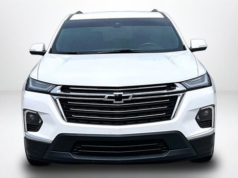Used 2022 Chevrolet Traverse LT AWD/4WD image 2