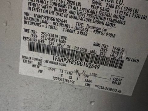 Used 2016 Ford Taurus Limited FWD image 26