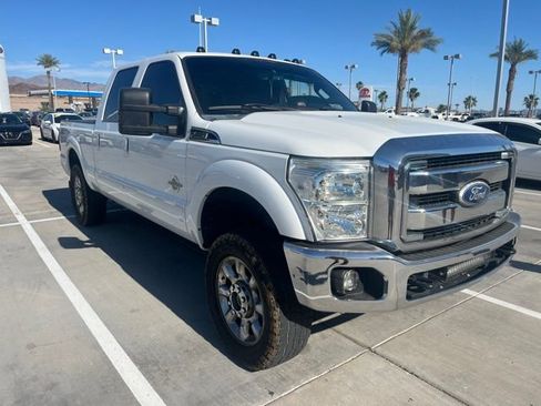 Used 2011 Ford F250 Lariat w/ Lariat Ultimate Pkg AWD/4WD image 2