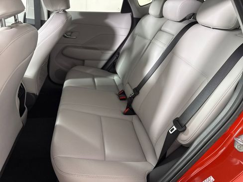 Certified 2024 Hyundai Kona Limited FWD image 15