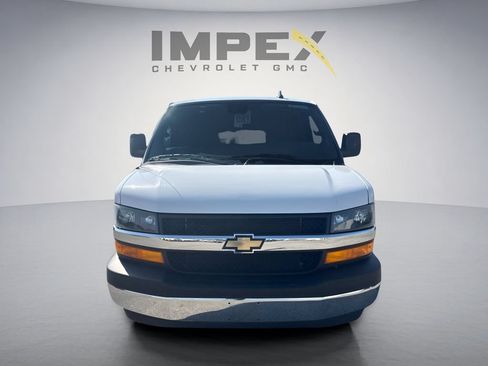 Used 2025 Chevrolet Express 3500 LT w/ LT Preferred Equipment Group RWD image 1