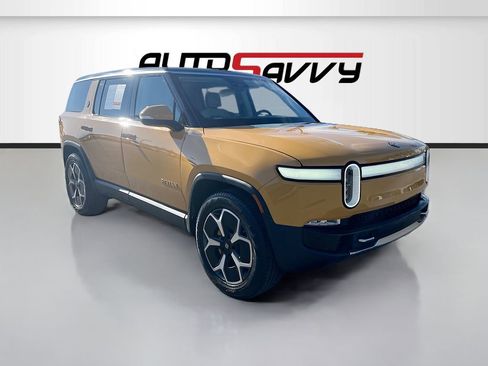 Used 2023 Rivian R1S Adventure AWD/4WD image 1
