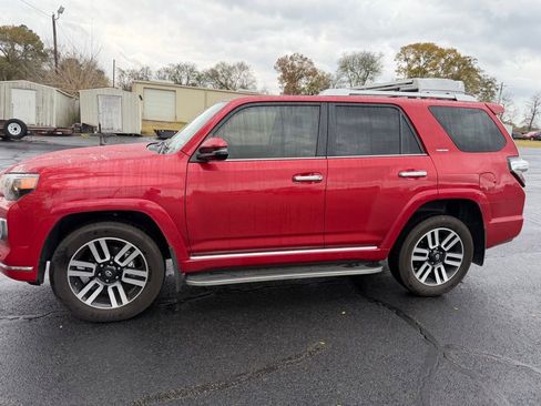 Used 2023 Toyota 4Runner Limited image 3