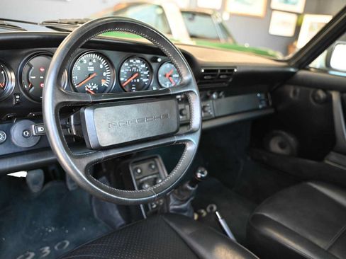 Used 1987 Porsche 911 Carrera RWD image 11