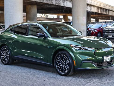 Used 2025 Ford Mustang Mach-E Premium image 3