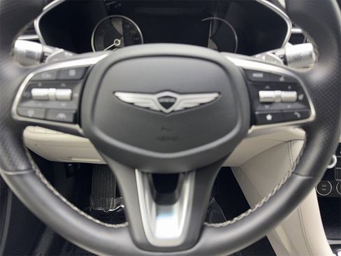Used 2025 Genesis G70 2.5T image 57