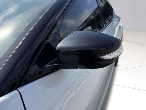 Used 2019 Nissan Maxima 3.5 SL w/ Illumination Package image 13