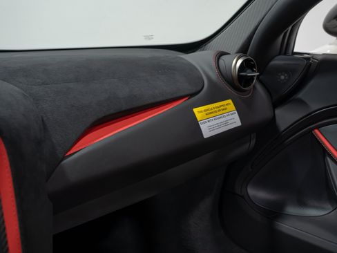 Used 2021 McLaren 720S Performance RWD image 61