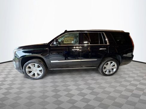 Used 2018 Cadillac Escalade Premium Luxury image 5