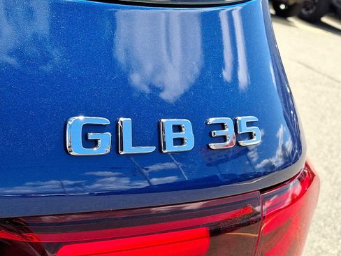 Used 2024 Mercedes-Benz GLB 35 AMG 4MATIC image 36