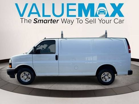 Used 2019 Chevrolet Express 2500 w/ Driver Convenience Package RWD image 8