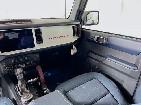 New 2025 Ford Bronco Heritage Edition image 26
