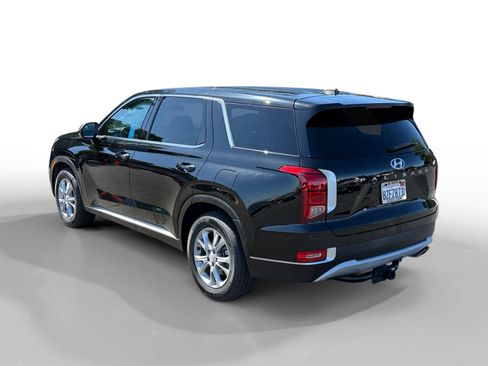 Used 2022 Hyundai Palisade SE FWD image 3