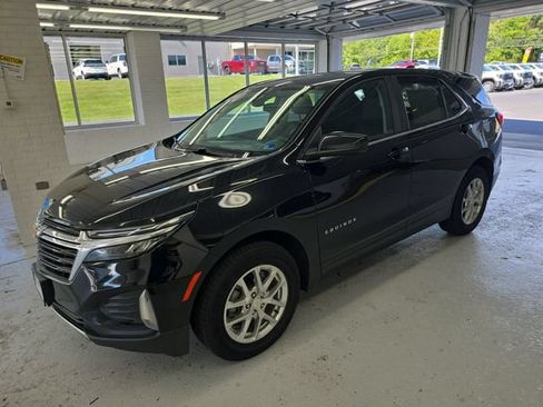 Certified 2022 Chevrolet Equinox LT AWD/4WD image 2