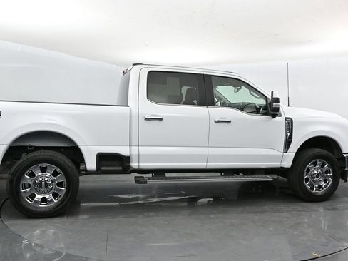 Used 2025 Ford F250 Lariat w/ Chrome Package AWD/4WD image 4