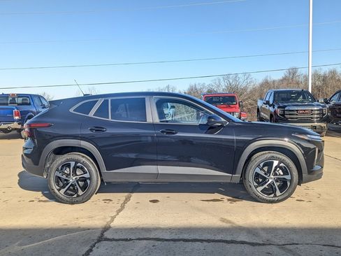 New 2026 Chevrolet Trax RS w/ Driver Confidence Package image 6