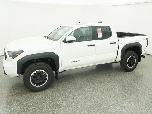 New 2025 Toyota Tacoma TRD Off-Road image 5