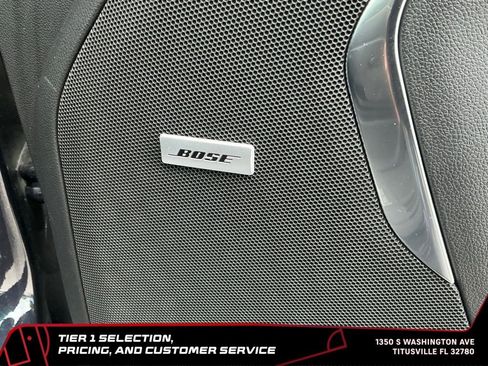 Used 2025 Chevrolet Suburban Premier RWD image 43