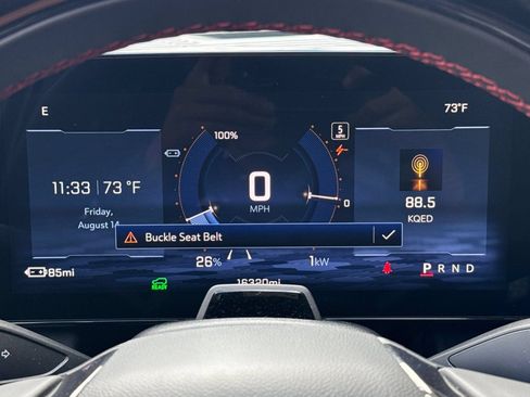 Used 2024 Chevrolet Equinox EV RS FWD image 36