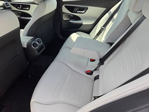 New 2026 Mercedes-Benz C 300 4MATIC Sedan image 34