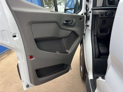 New 2026 Ford Transit 250 148 Medium Roof w/ Load Area Protection Package image 11