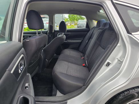 Used 2017 Nissan Altima 2.5 SV FWD image 30