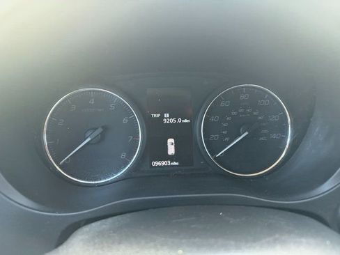 Used 2019 Mitsubishi Outlander ES image 6