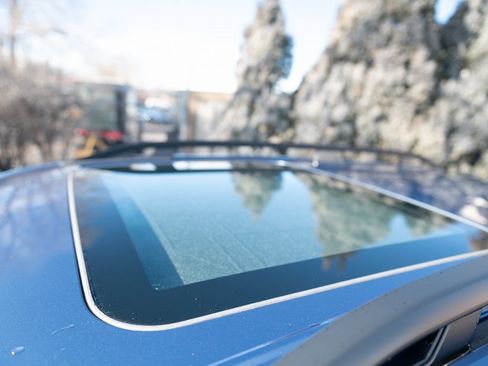 Certified 2023 Subaru Forester Premium image 19