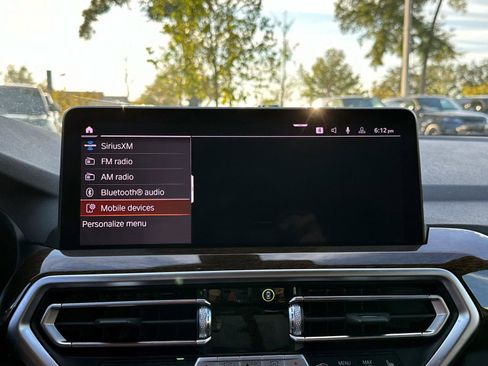 Used 2023 BMW X4 xDrive30i image 22