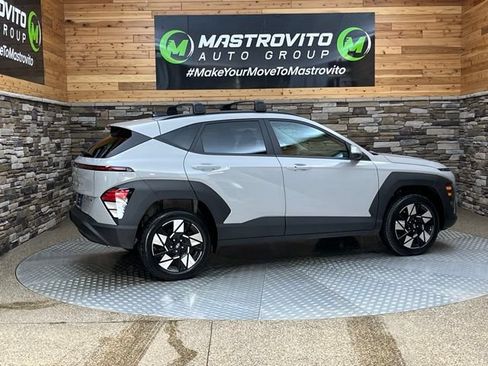 Used 2024 Hyundai Kona SEL AWD/4WD image 14