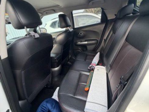 Used 2013 Nissan Juke SL w/ Sport Pkg image 4