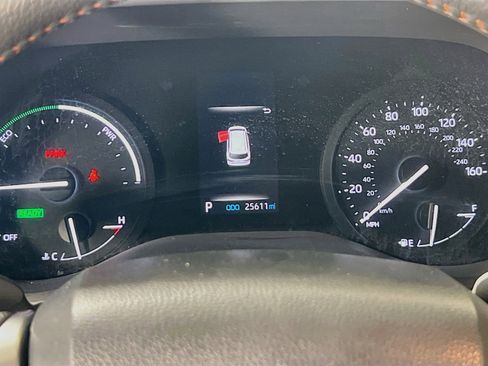 Used 2023 Toyota Sienna XSE w/ XSE Plus Package AWD/4WD image 12