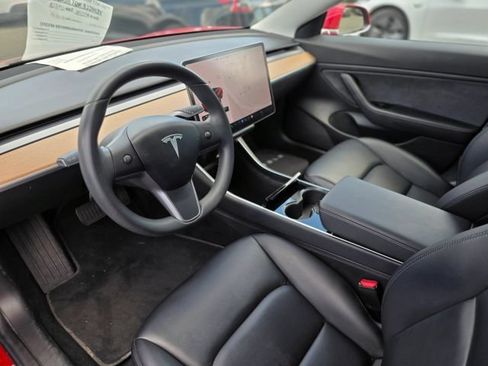 Used 2018 Tesla Model 3 Long Range AWD/4WD image 4