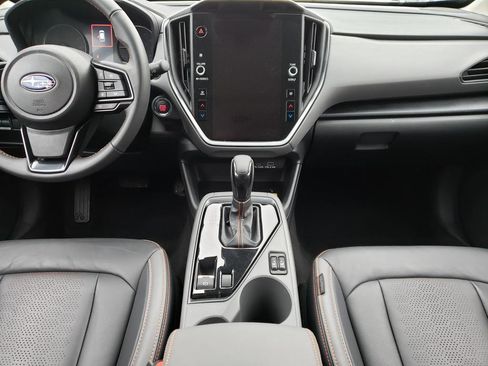 Used 2025 Subaru Crosstrek 2.5i Limited w/ Crosstrek Mirror Package image 13