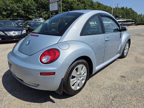Used 2009 Volkswagen Beetle S FWD image 8