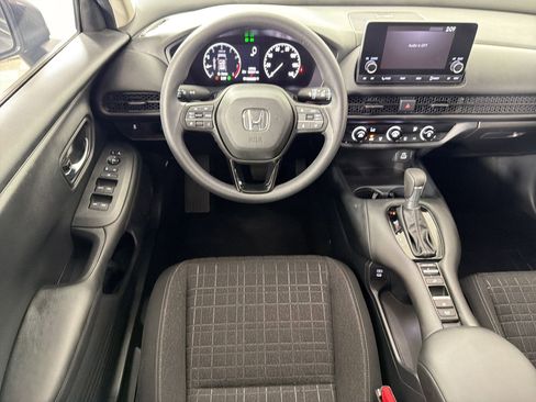 Certified 2025 Honda HR-V LX image 26