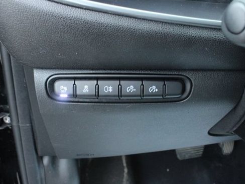 Used 2024 FIAT 500 e FWD image 15