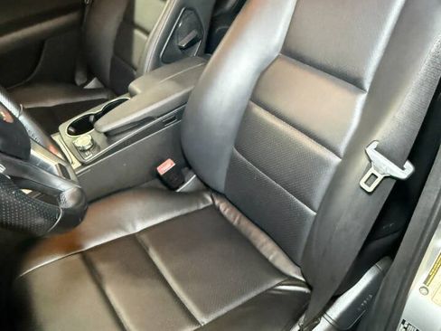Used 2013 Mercedes-Benz C 250 Sedan image 10