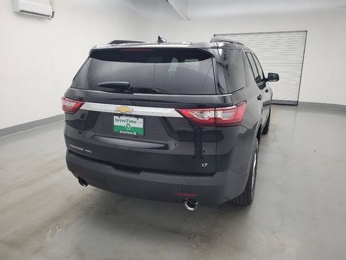 Used 2021 Chevrolet Traverse LT AWD/4WD image 7