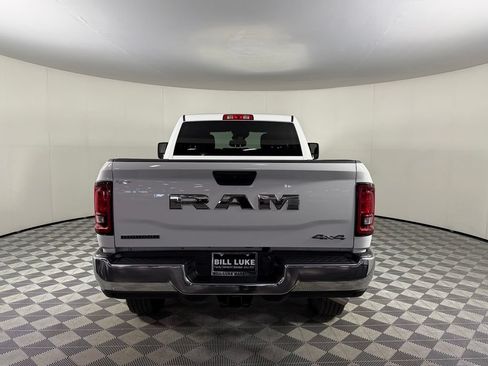 Used 2026 RAM 2500 Big Horn AWD/4WD image 6