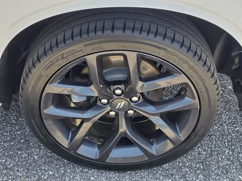 Used 2015 Dodge Challenger R/T w/ Quick Order Package 28B R/T RWD image 29