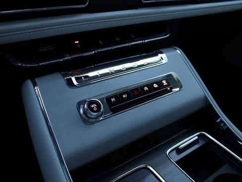 New 2026 Lincoln Aviator Reserve image 6