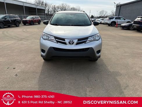 Used 2014 Toyota RAV4 LE image 4