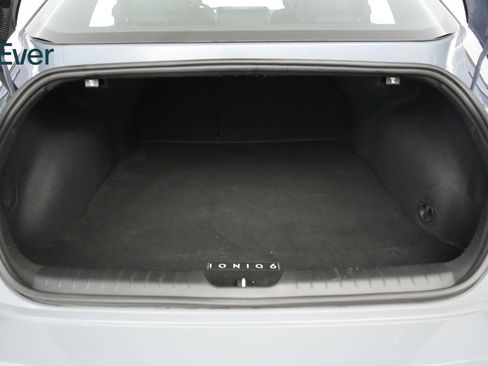 Used 2024 Hyundai Ioniq 6 SEL RWD image 8