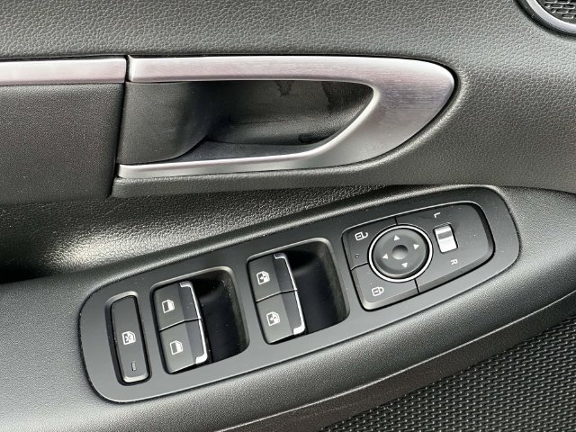 Used 2025 Hyundai Sonata SEL FWD image 16